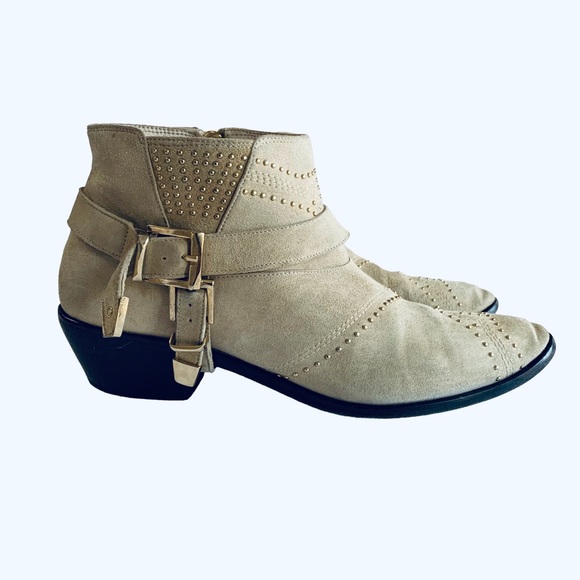 Anine Bing Shoes - ANINE BING BIANCA BOOTIE IN BEIGE